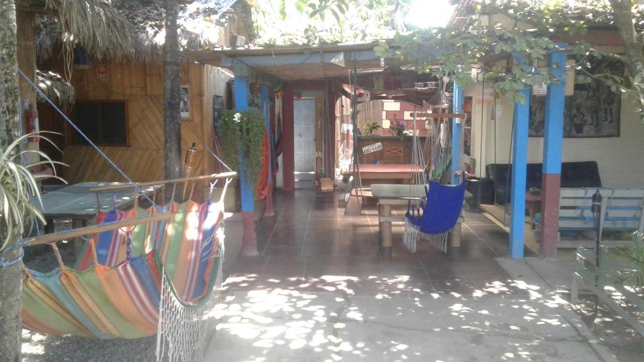 My Little House Surf&Backpacker Hostel Montañita Buitenkant foto