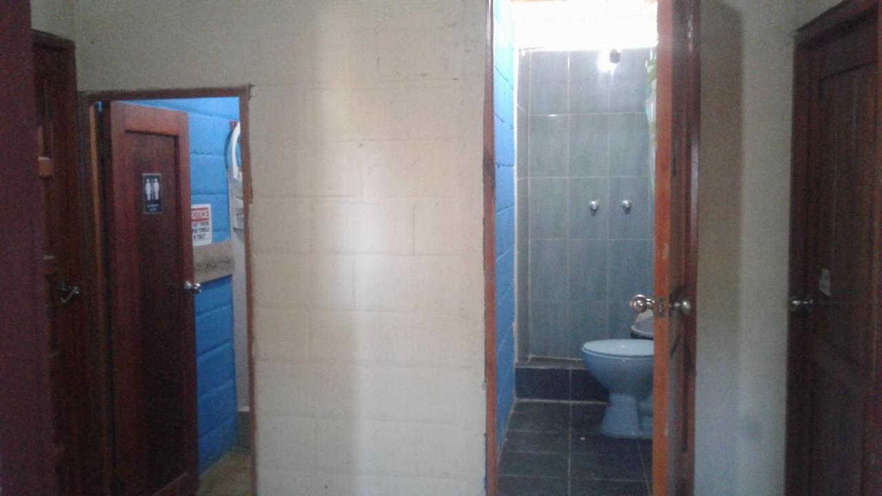 My Little House Surf&Backpacker Hostel Montañita Buitenkant foto
