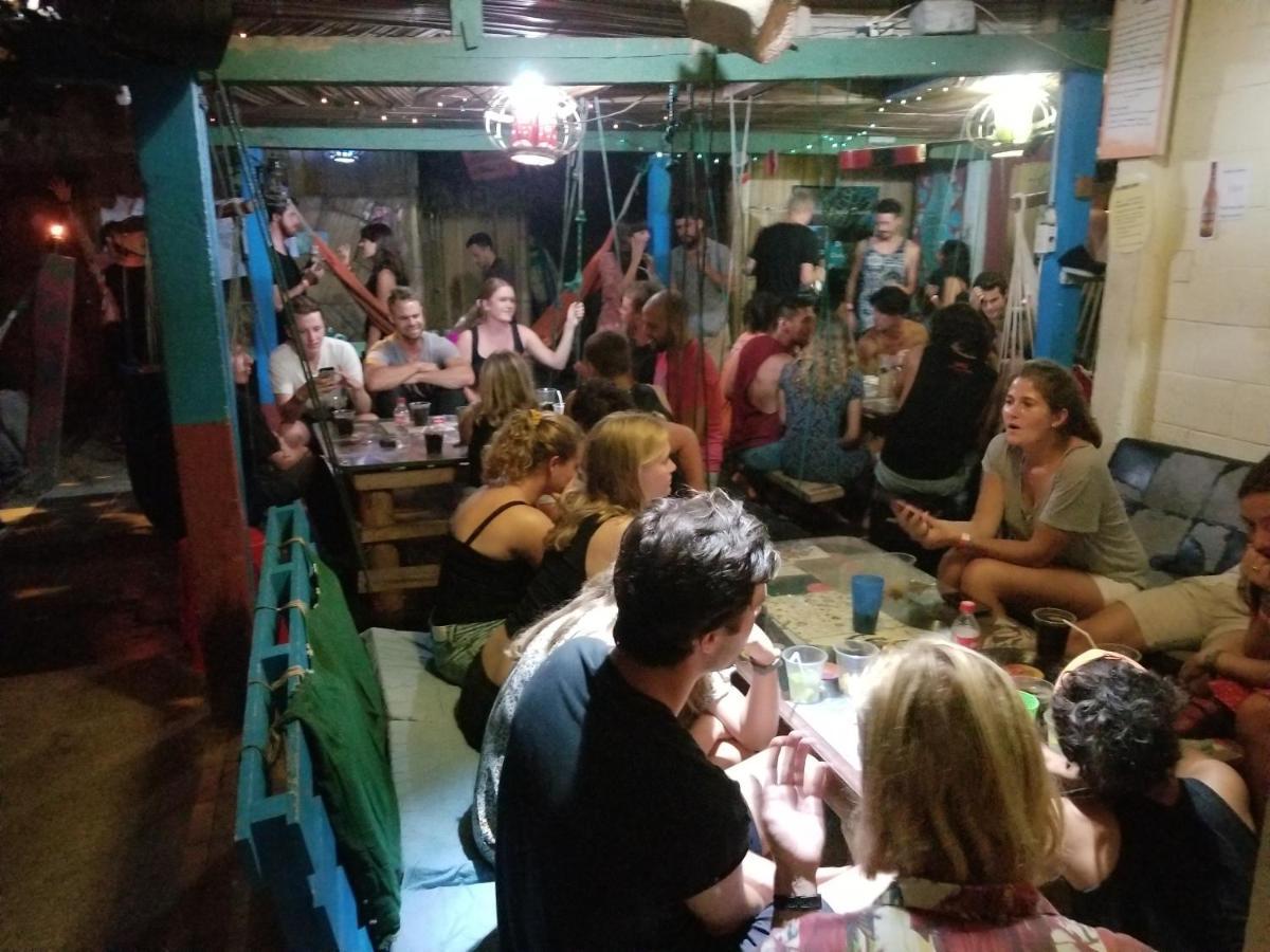 My Little House Surf&Backpacker Hostel Montañita Buitenkant foto